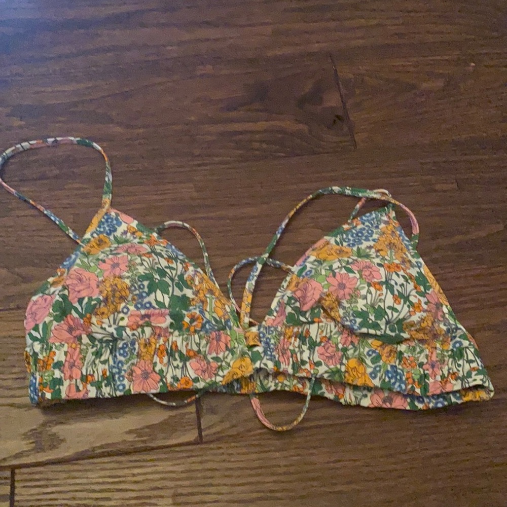 Jcrew swim top. Size medium. New without tags.